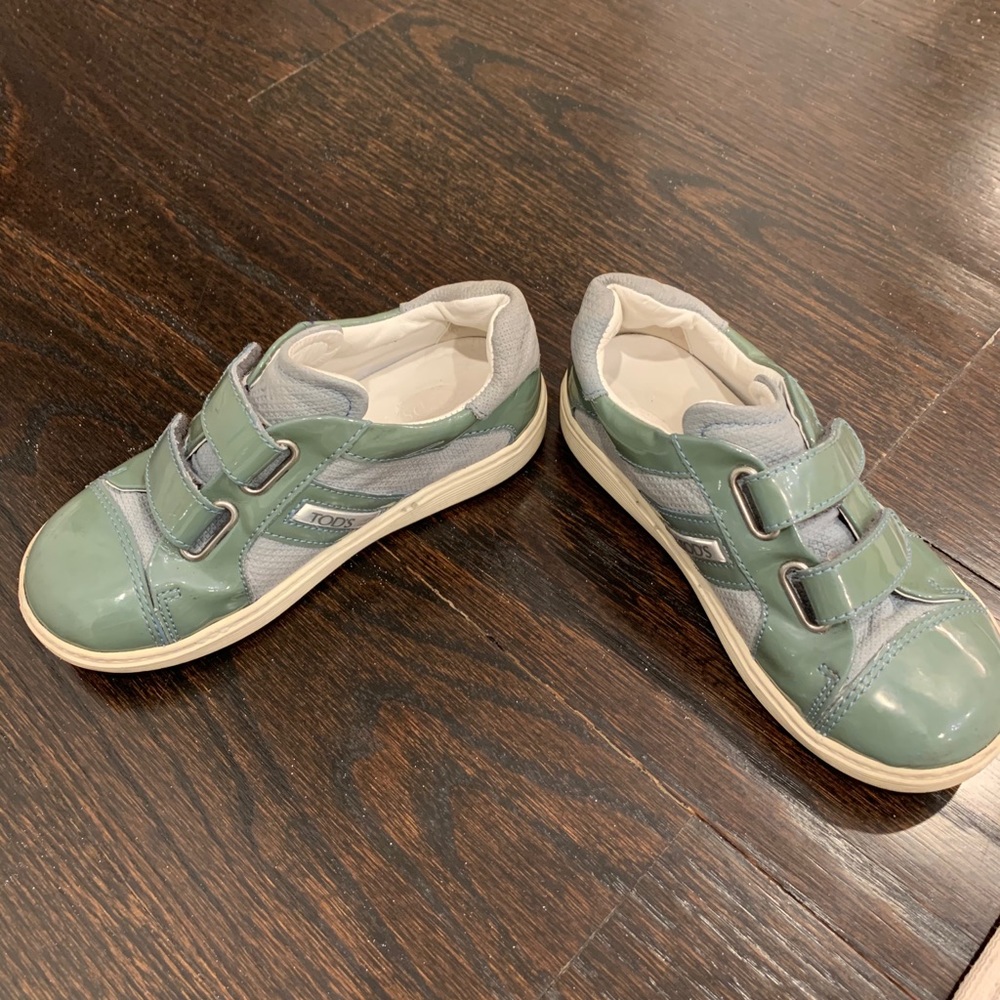 Boys patent leather sneakers